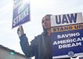 “Stellantis and Auto Workers Union Reach Final Deal: Strike Averted!