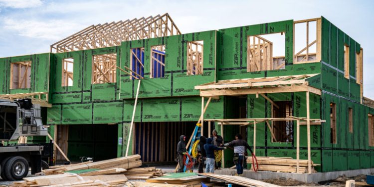 “New Home Construction Skyrocketing: A Boost for the Housing Market!
